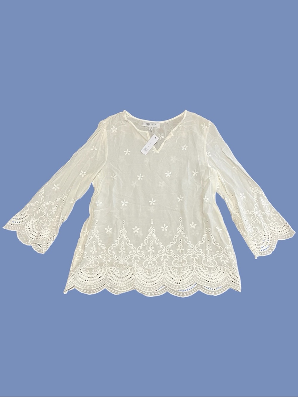 NWT Fever cream lacy floral blouse size women’s M